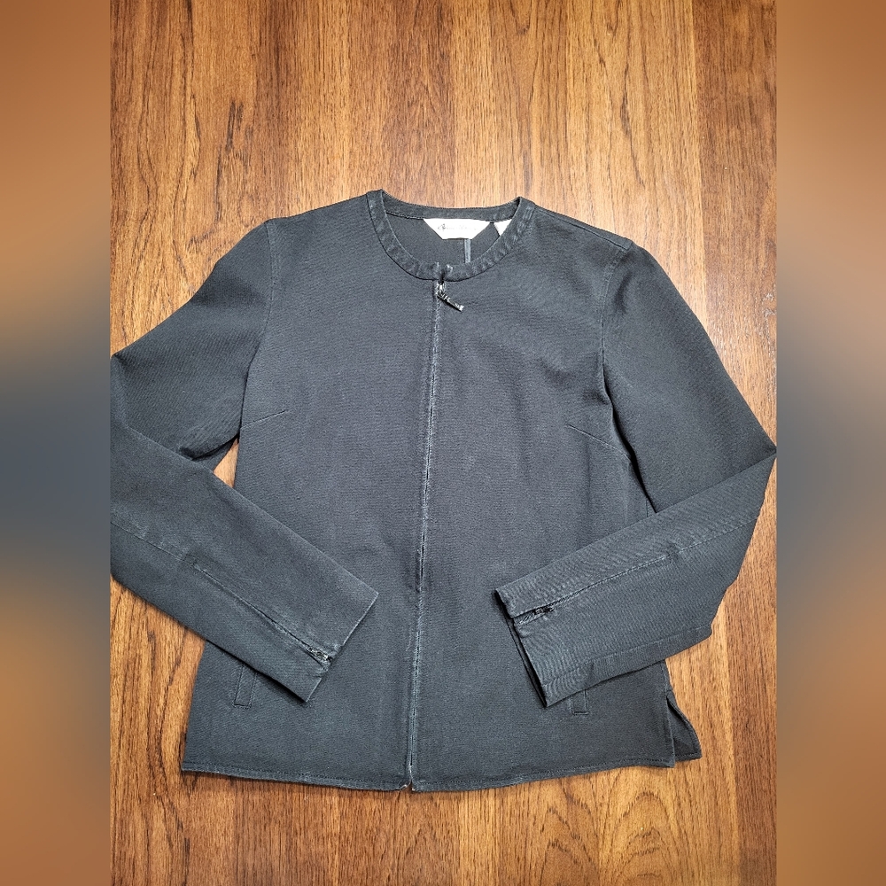 Eddie Bauer Women's Black Wash Medium Denim Zip Sleeve Light Casual Jacket